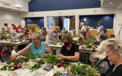 Calusa Garden Club and Friends of the Library Host Christmas Flower Arranging Workshop – –